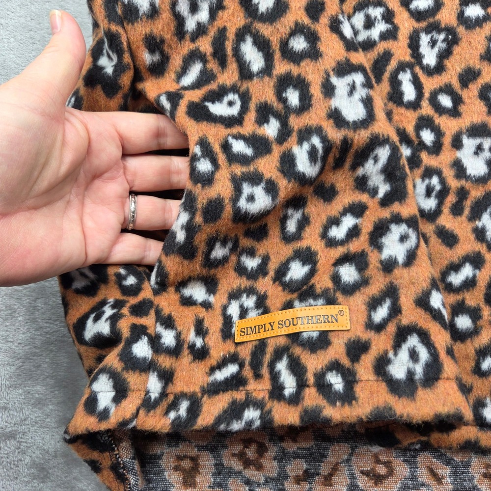 Simply Southern Women 2X Leopard Animal Print Fleece Shacket Button Shirt Jacket - Picture 6 of 12